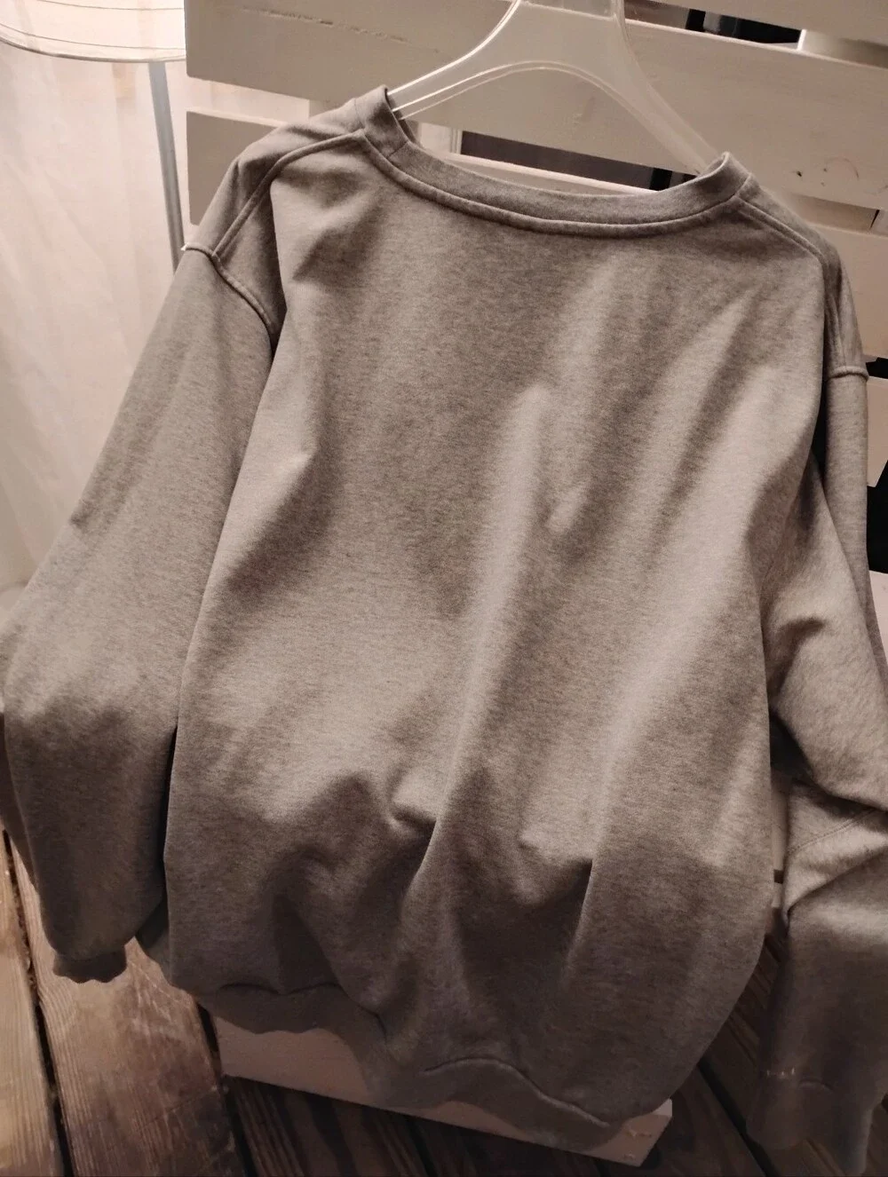 Nike Men's Charcoal Gray Crewneck Sweatshirt